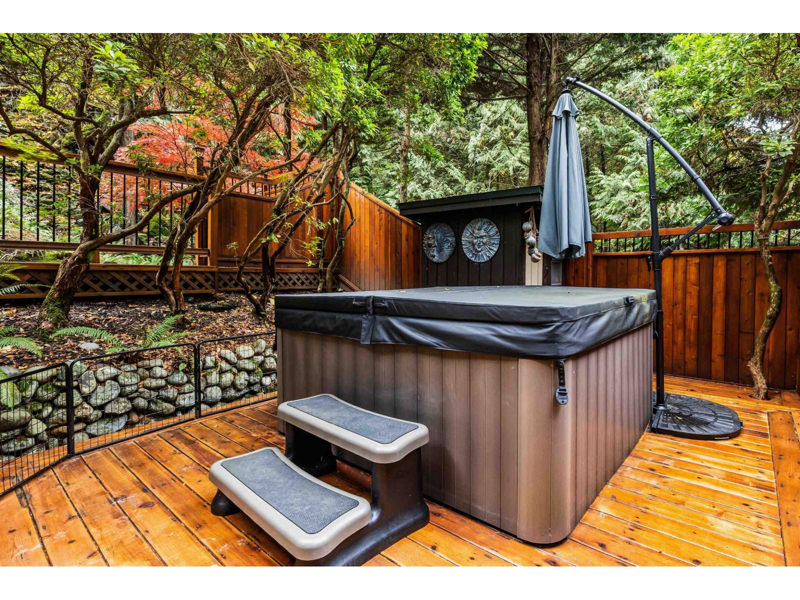 6326 ROCKWELL DRIVE, Harrison Lake, Harrison Hot Springs