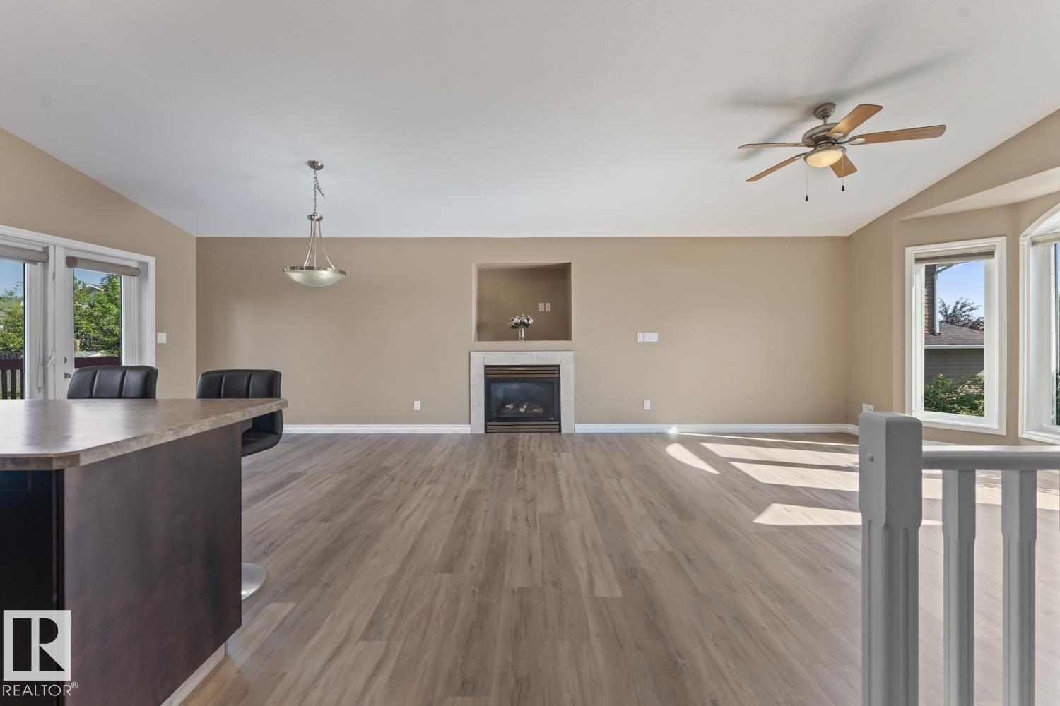 518 26 ST - 10