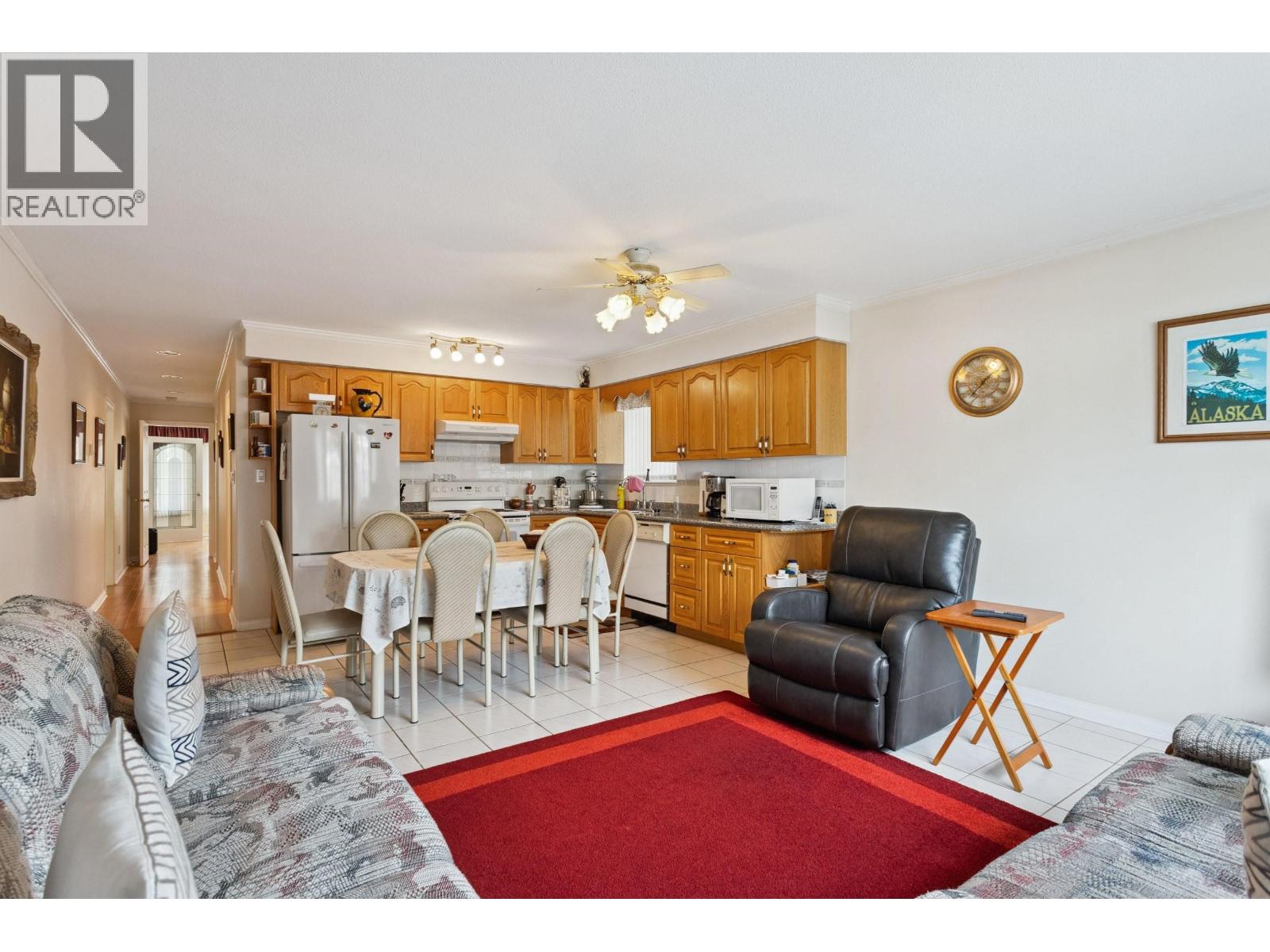 5889 NEVILLE STREET, Burnaby