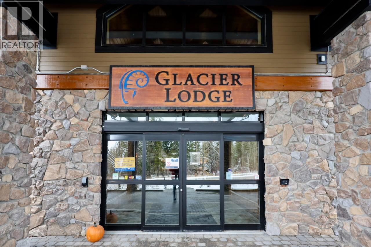 1549 Kicking Horse Trail, Golden - Exteriors - Photo 3