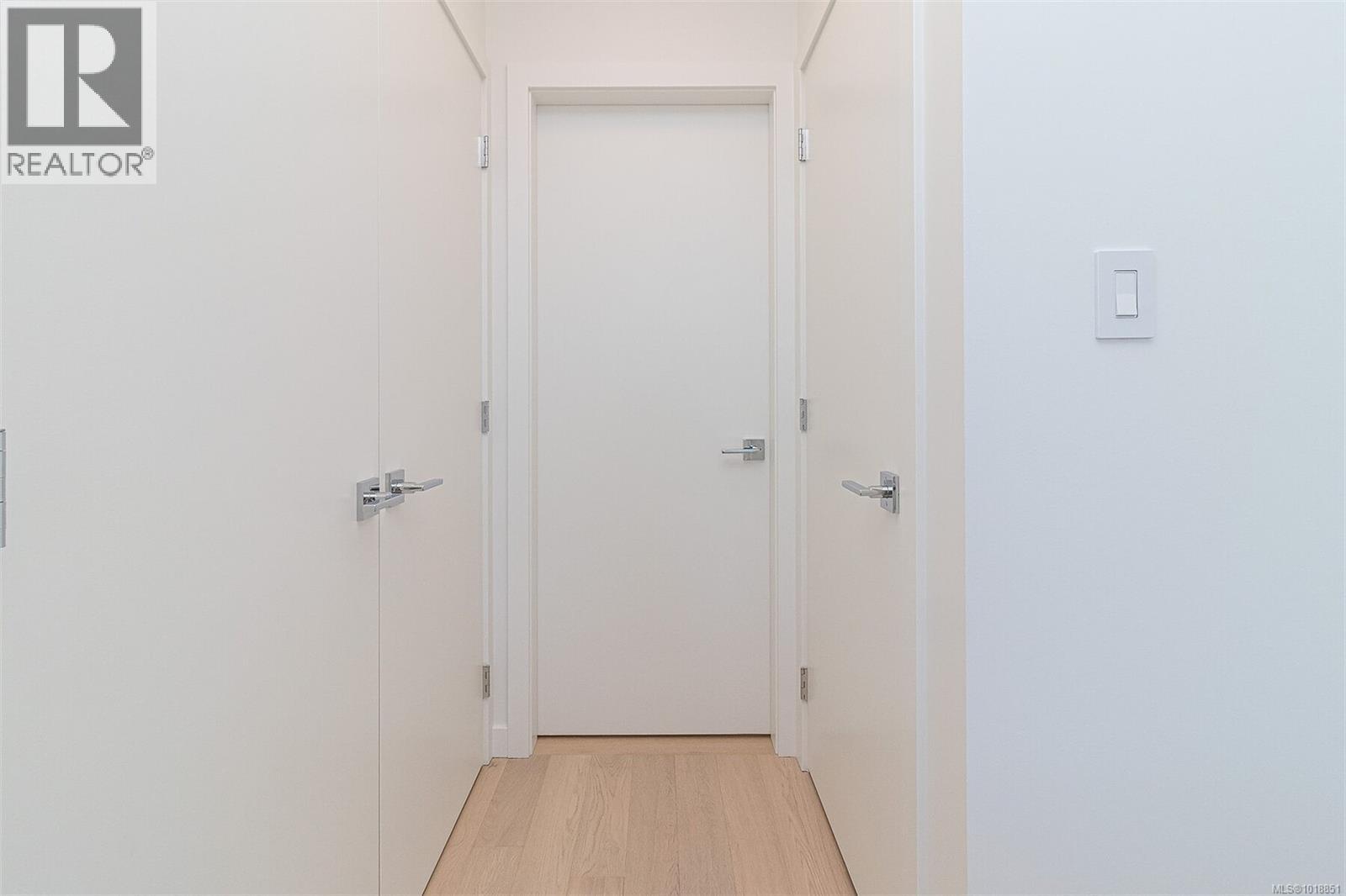 #410 530 MICHIGAN ST - 11