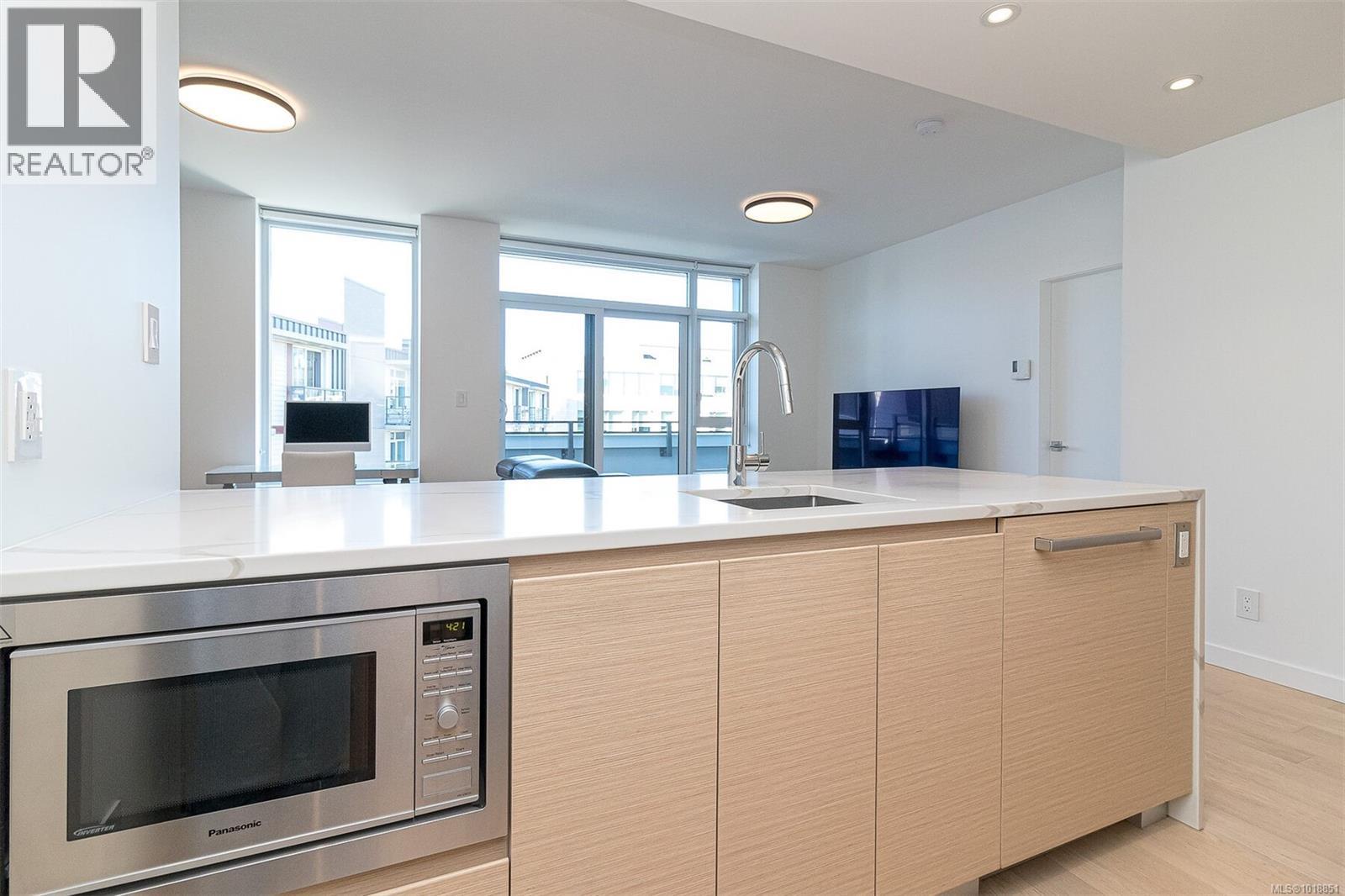 #410 530 MICHIGAN ST - 8