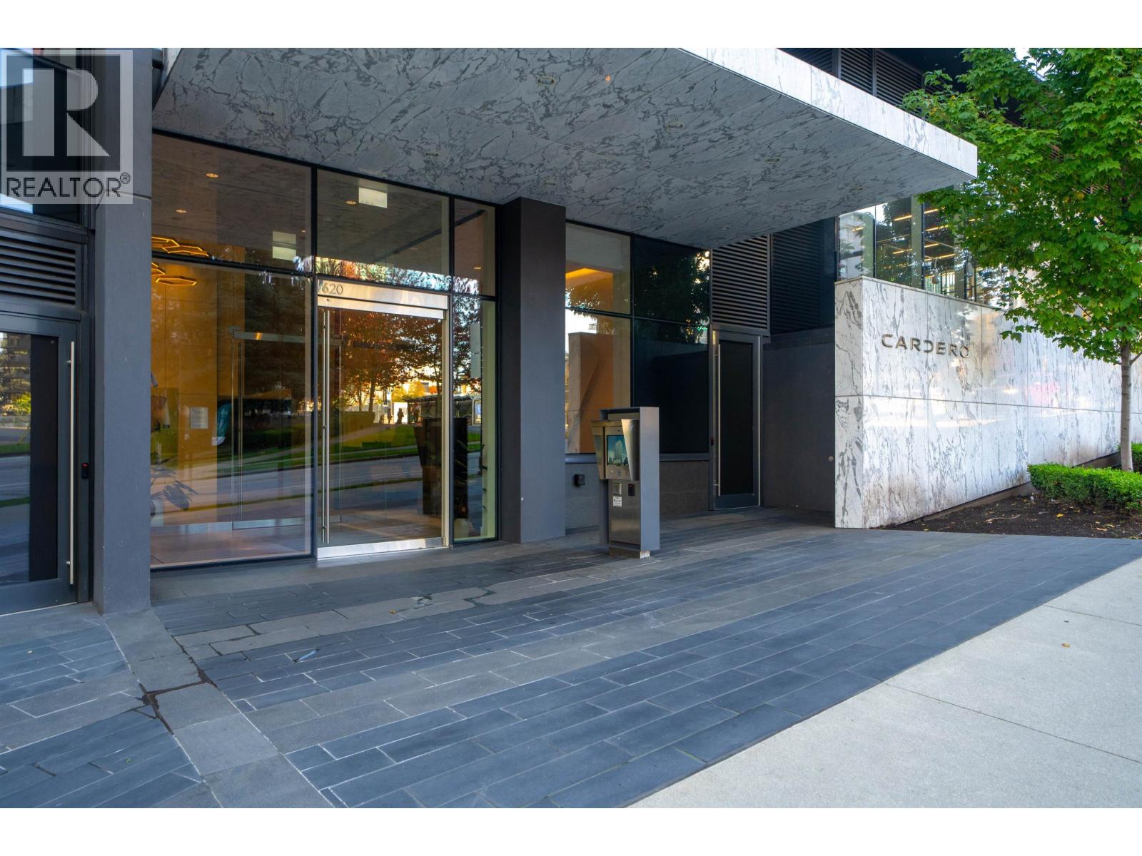 1905 620 CARDERO Street - photo 2