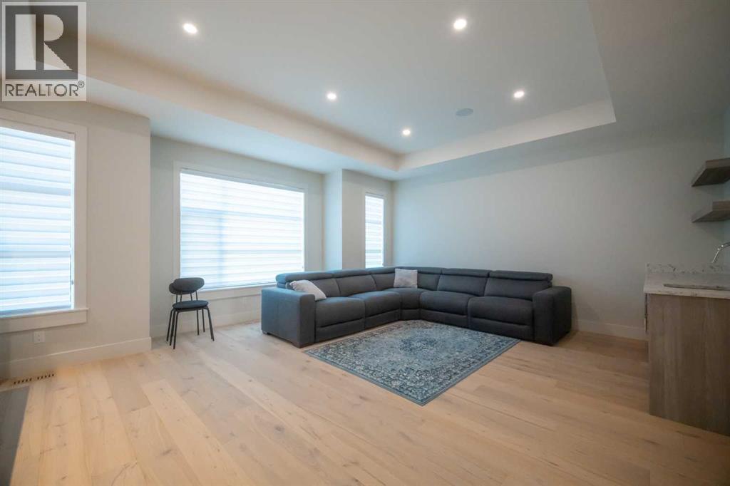 Single Family House for Sale in   Avenue NE Winston Heights/Mountview Calgary 