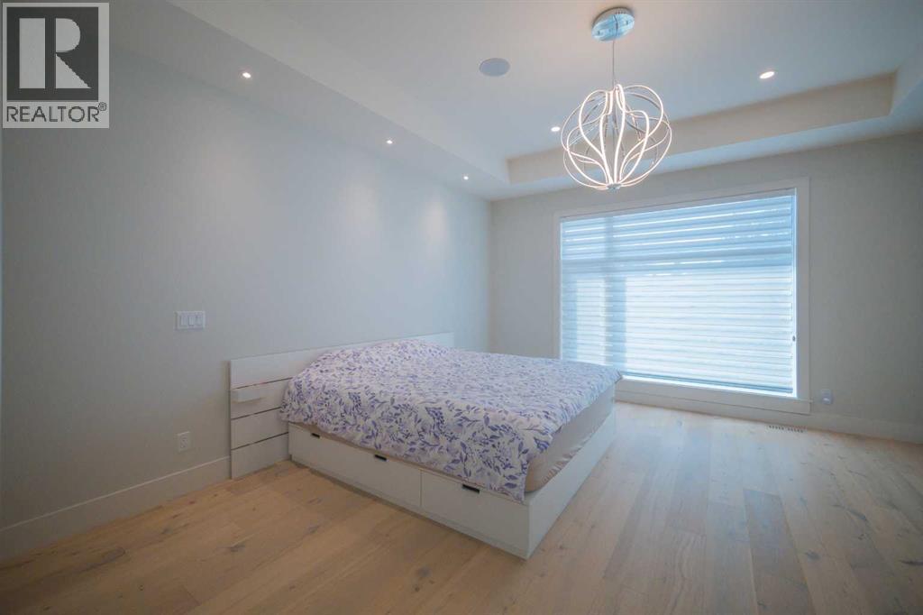 Single Family House for Sale in   Avenue NE Winston Heights/Mountview Calgary 