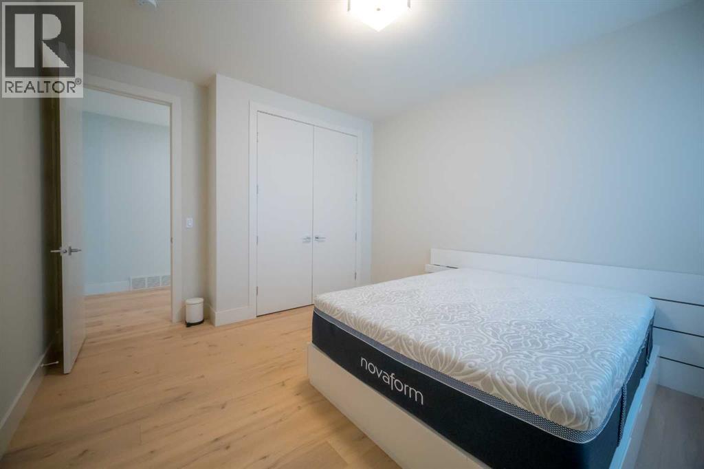 Single Family House for Sale in   Avenue NE Winston Heights/Mountview Calgary 