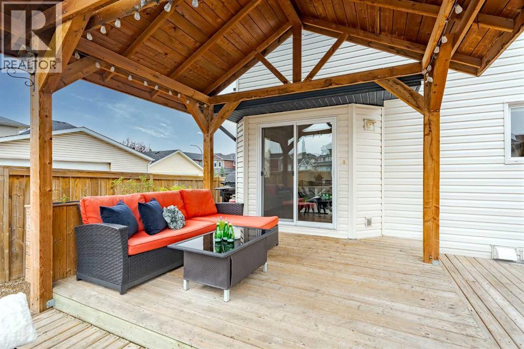 Single Family House for Sale in  Evansford Circle NW Evanston Calgary 