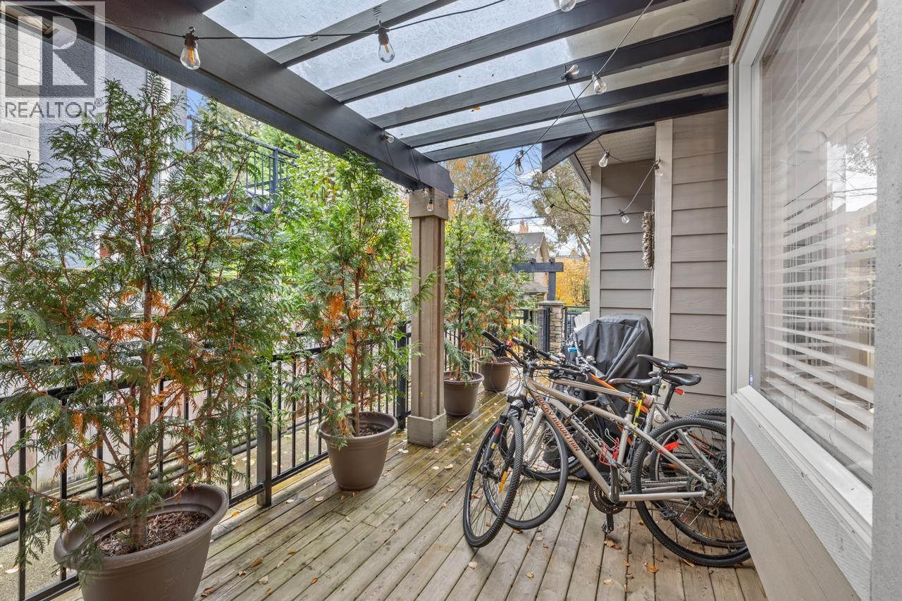 3135 SUNNYHURST ROAD, North Vancouver