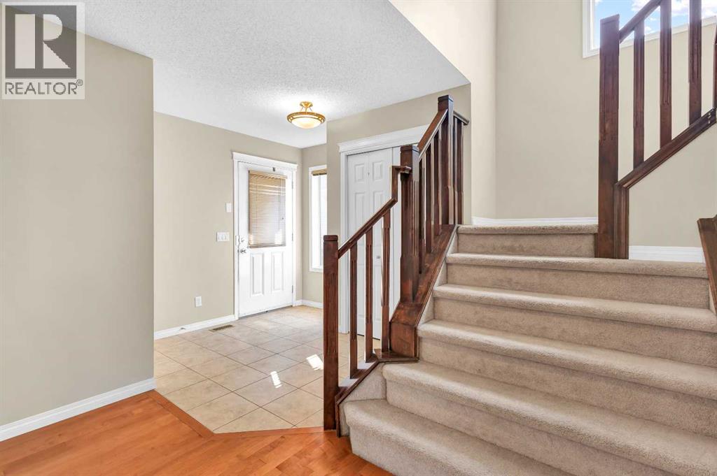 Single Family House for Sale in  covepark Rise NE Coventry Hills Calgary 