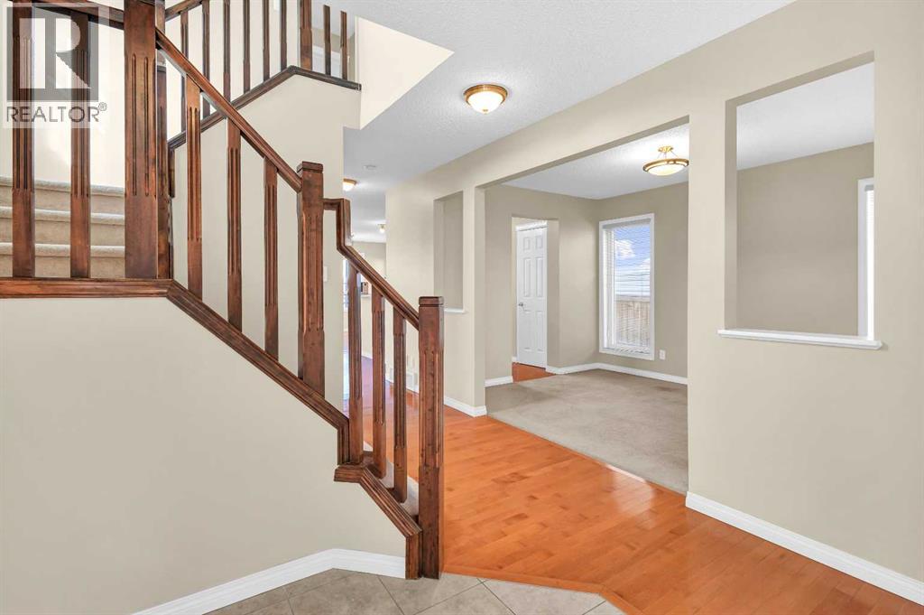 Single Family House for Sale in  covepark Rise NE Coventry Hills Calgary 