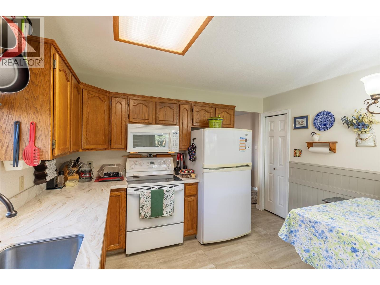  5632 Allenby Crescent, Vernon