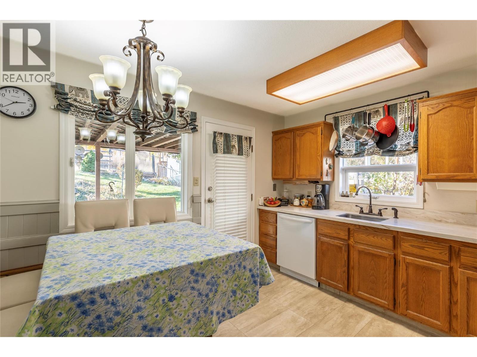  5632 Allenby Crescent, Vernon