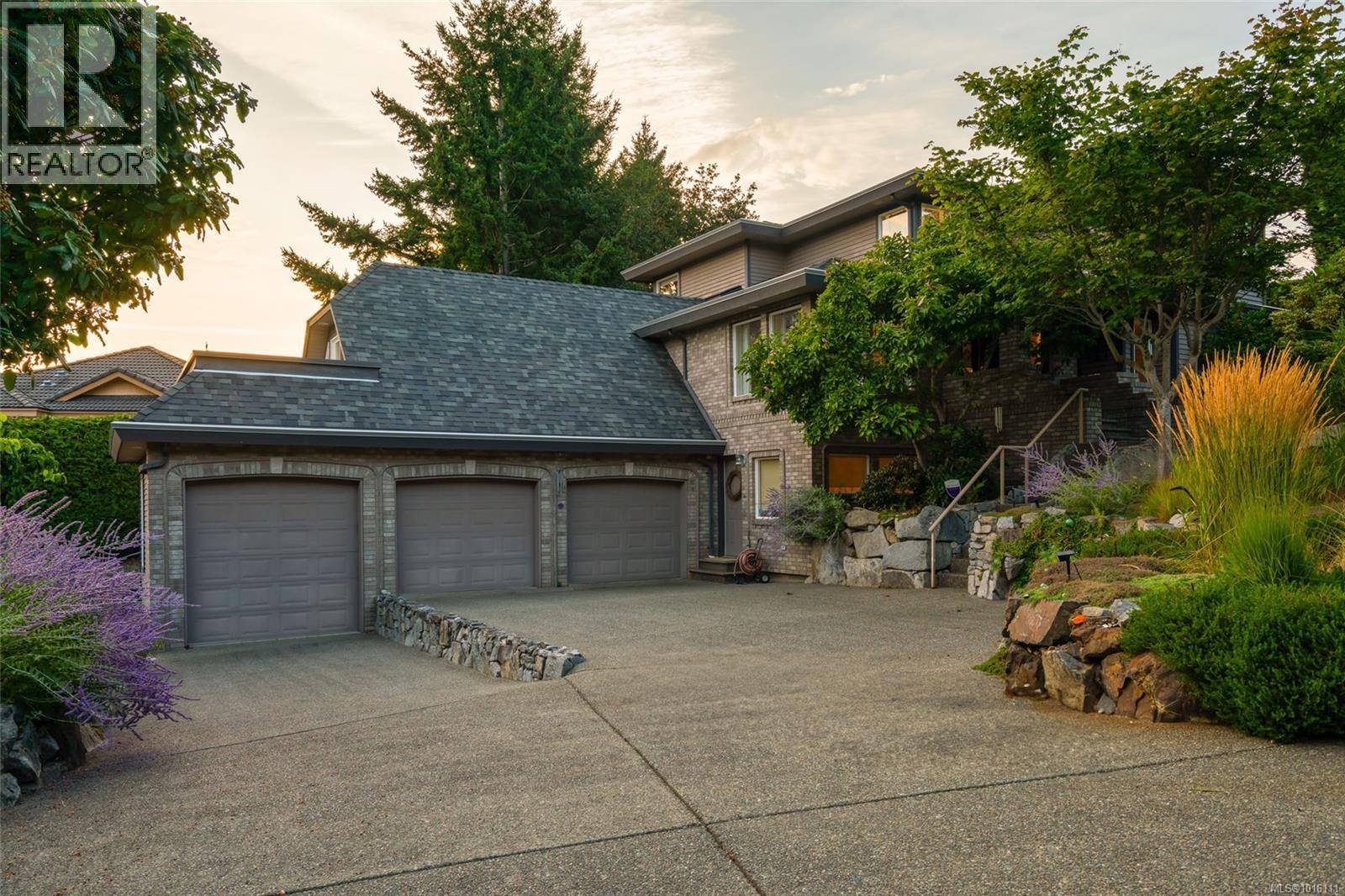 3383 Rockhampton Rd, Nanoose Bay