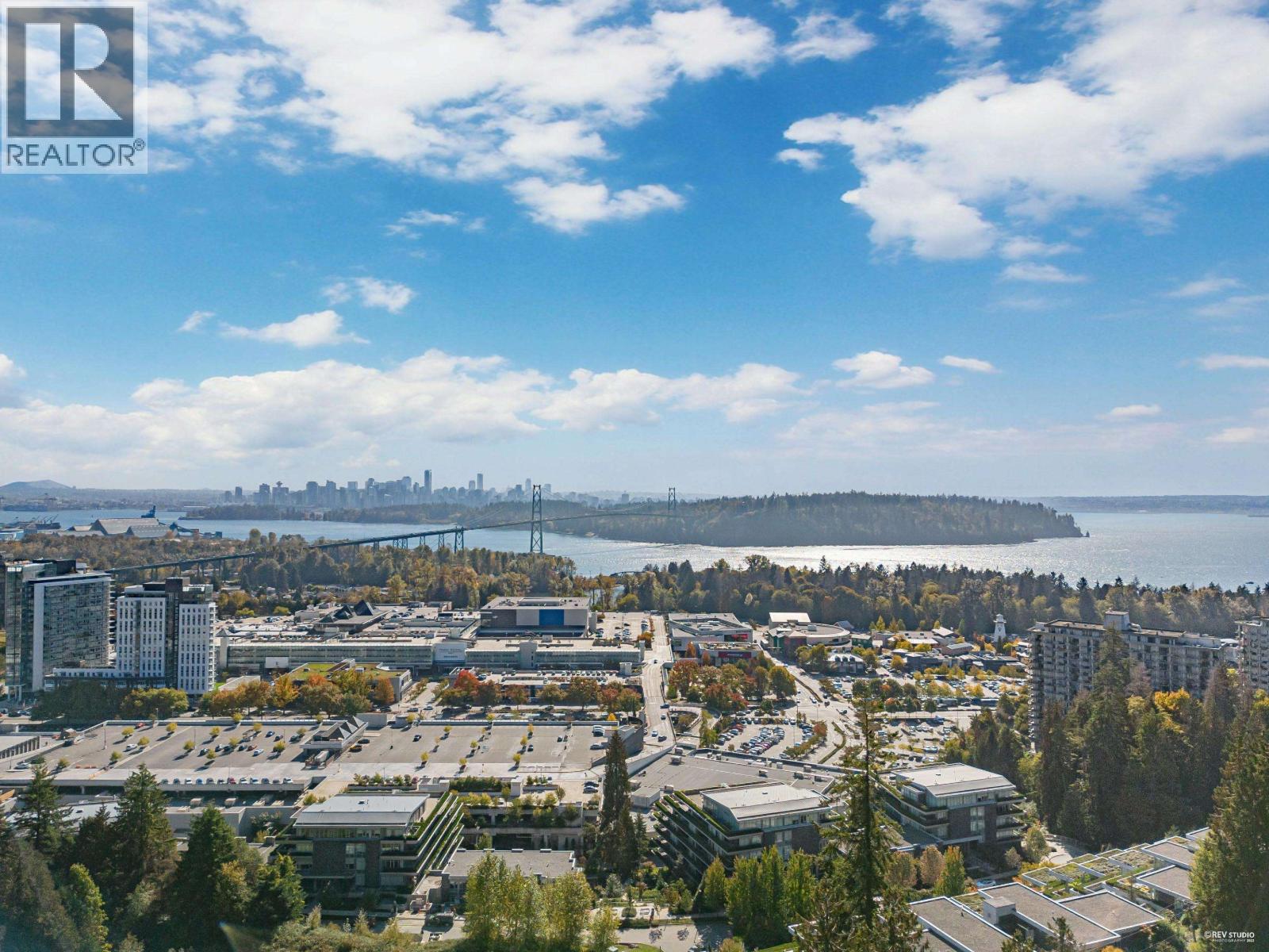 875 ESQUIMALT AVENUE, West Vancouver