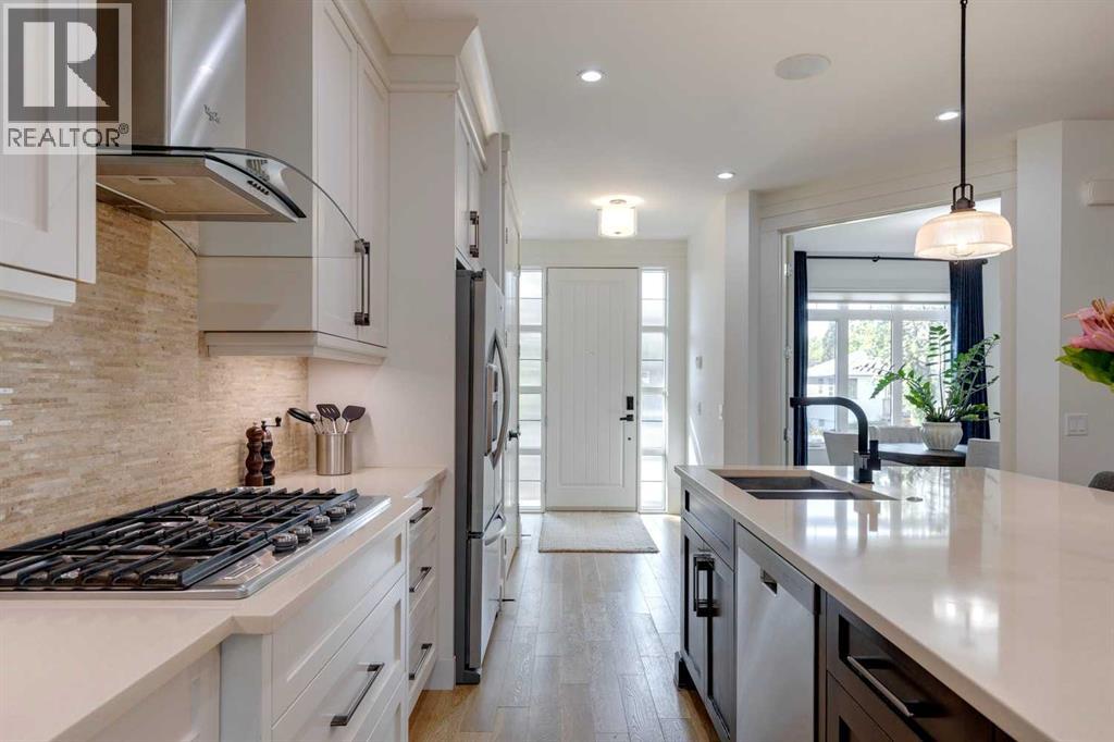 Single Family House for Sale in   Avenue NW Mount Pleasant Calgary 