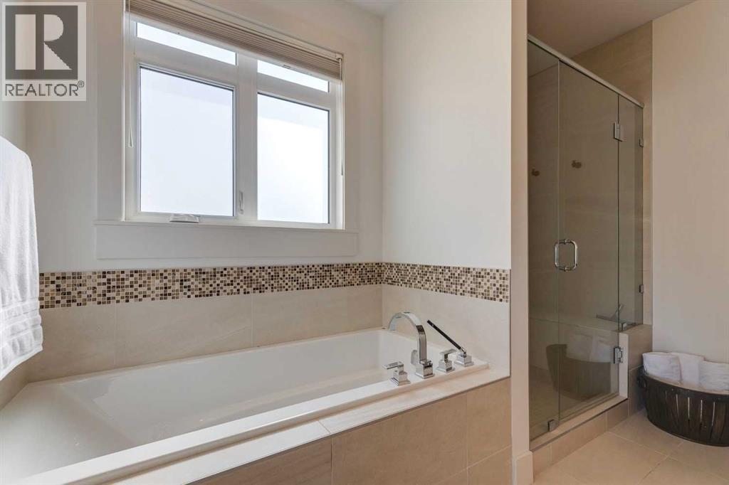 Single Family House for Sale in   Avenue NW Mount Pleasant Calgary 