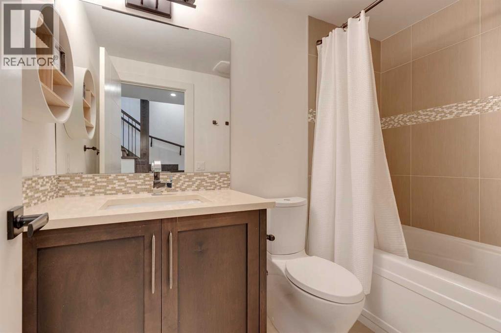 Single Family House for Sale in   Avenue NW Mount Pleasant Calgary 