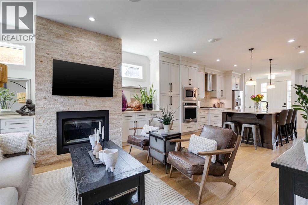 Single Family House for Sale in   Avenue NW Mount Pleasant Calgary 