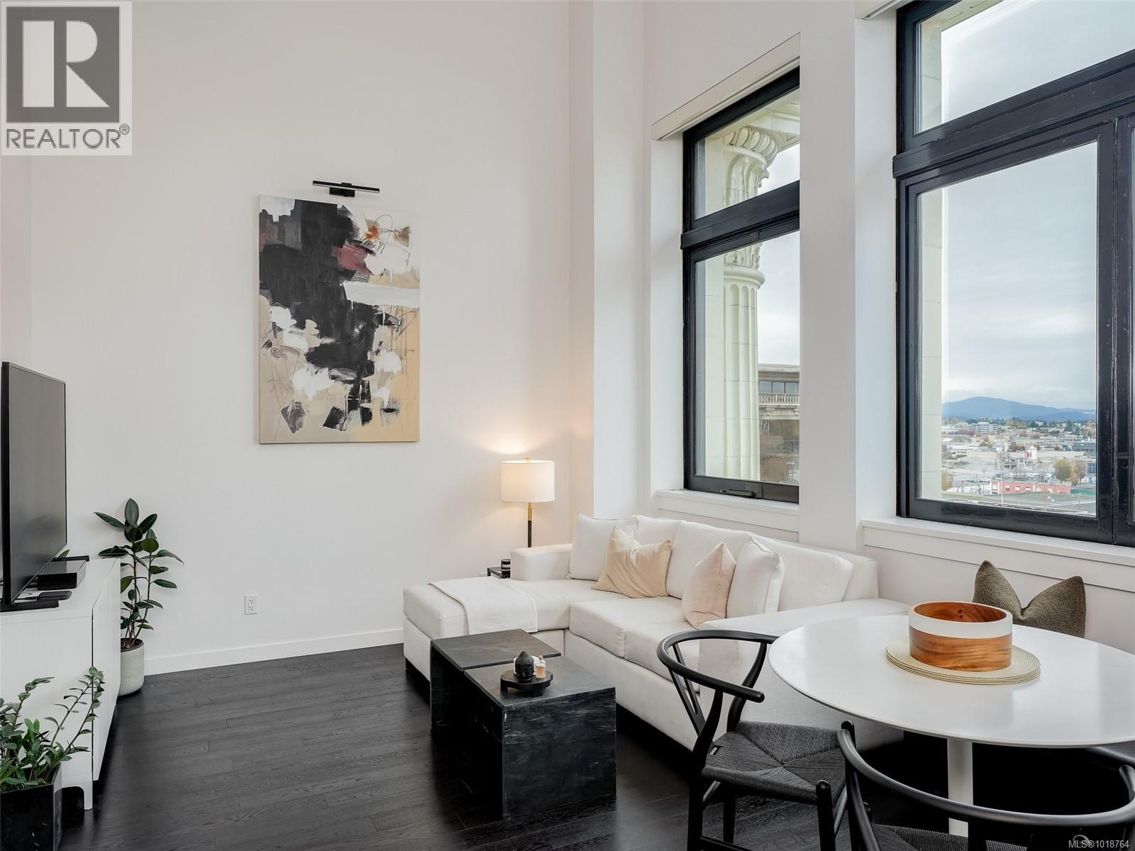 #425 770 FISGARD ST - 2