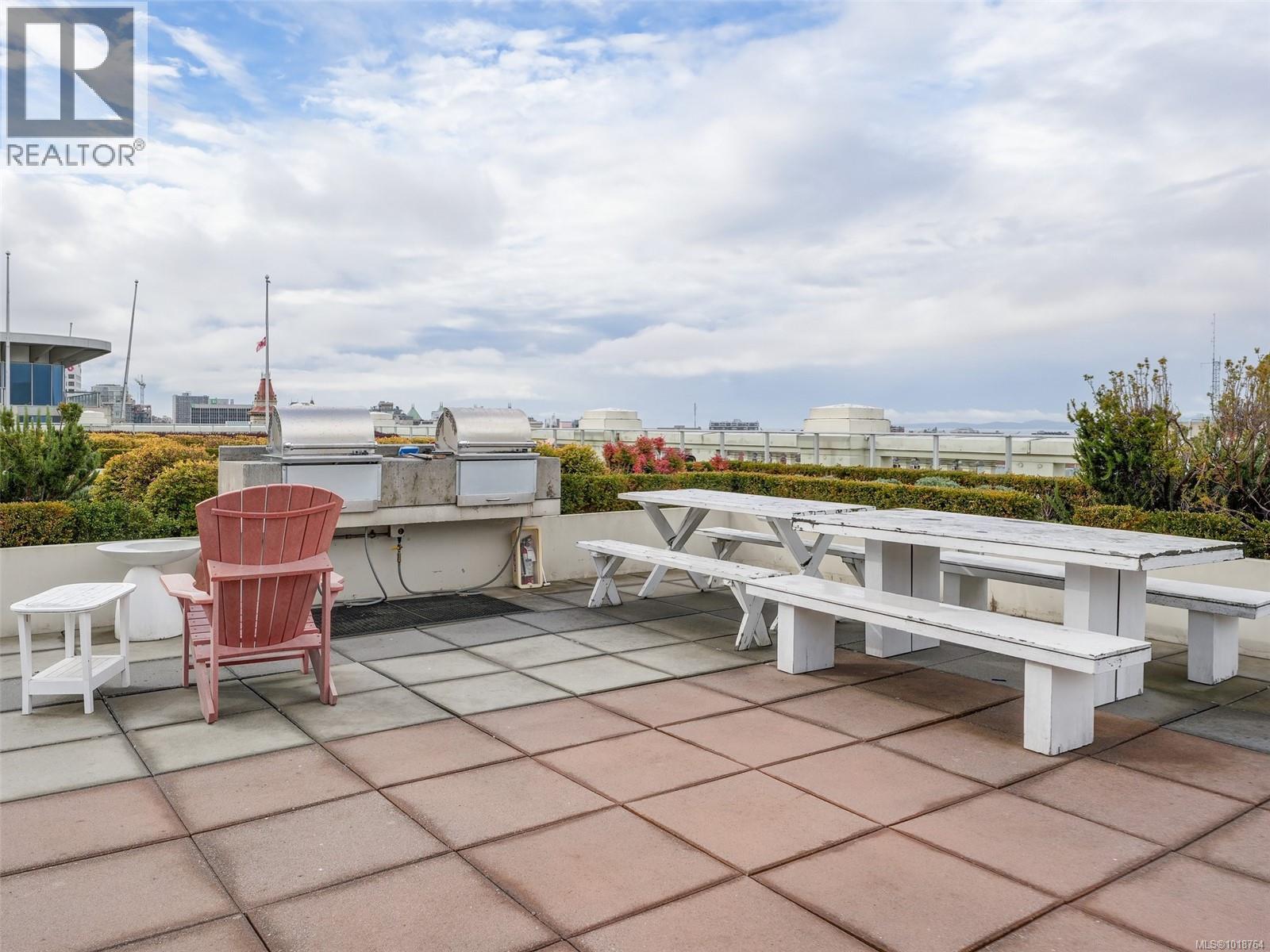 #425 770 FISGARD ST - 31