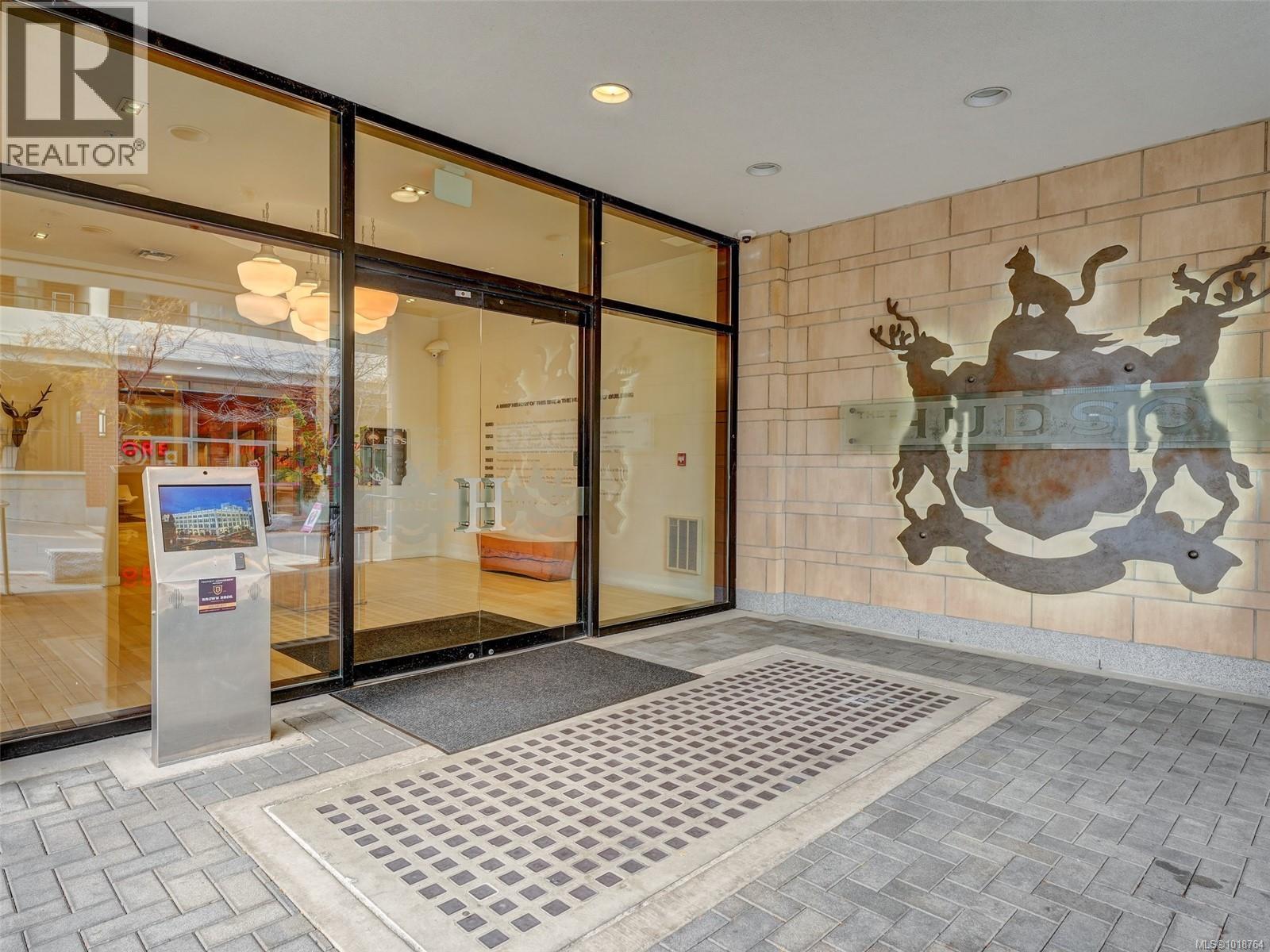 #425 770 FISGARD ST - 35