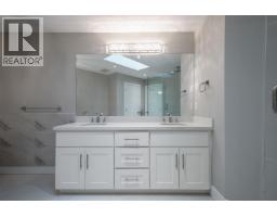 559 Bosworth Street, Coquitlam, BC V3J3V1 Photo 30