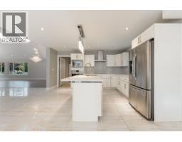 559 Bosworth Street, Coquitlam, BC V3J3V1 Photo 7