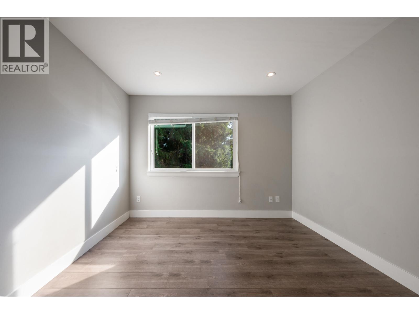 559 BOSWORTH STREET, Coquitlam