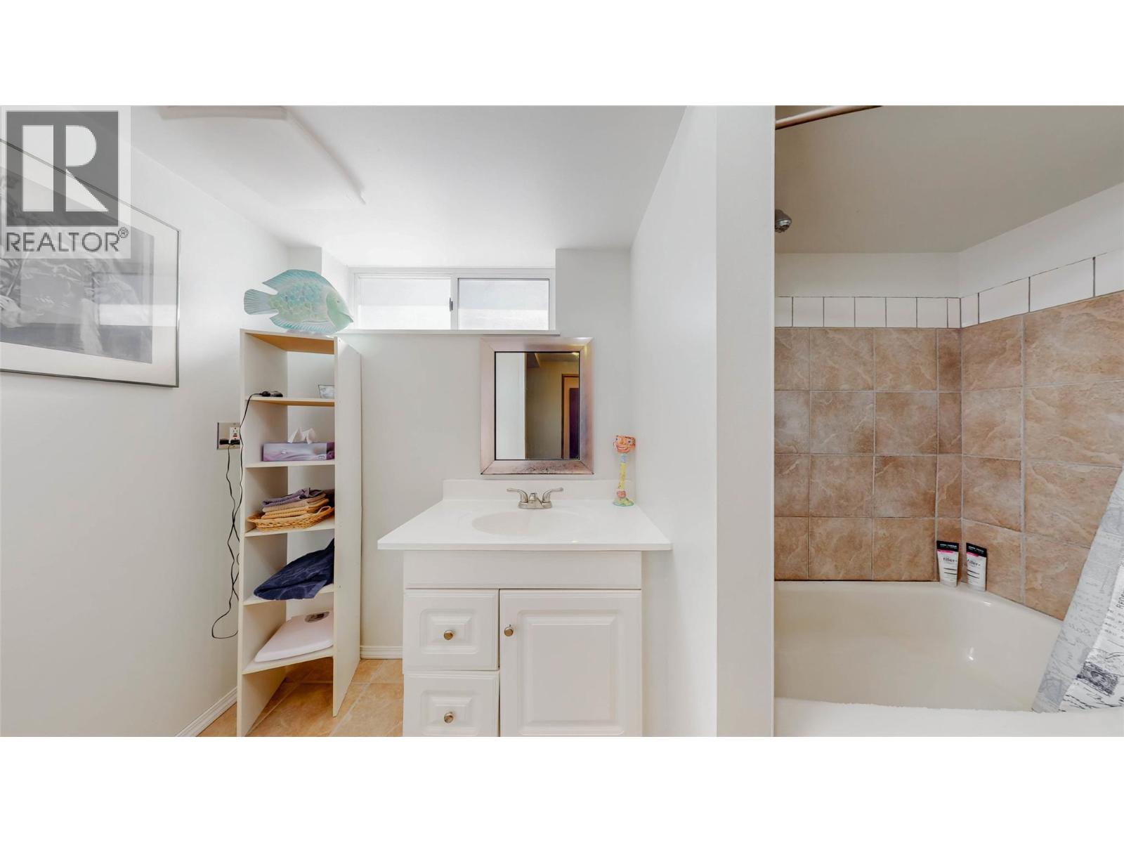 6940 Mountainview Drive, Oliver