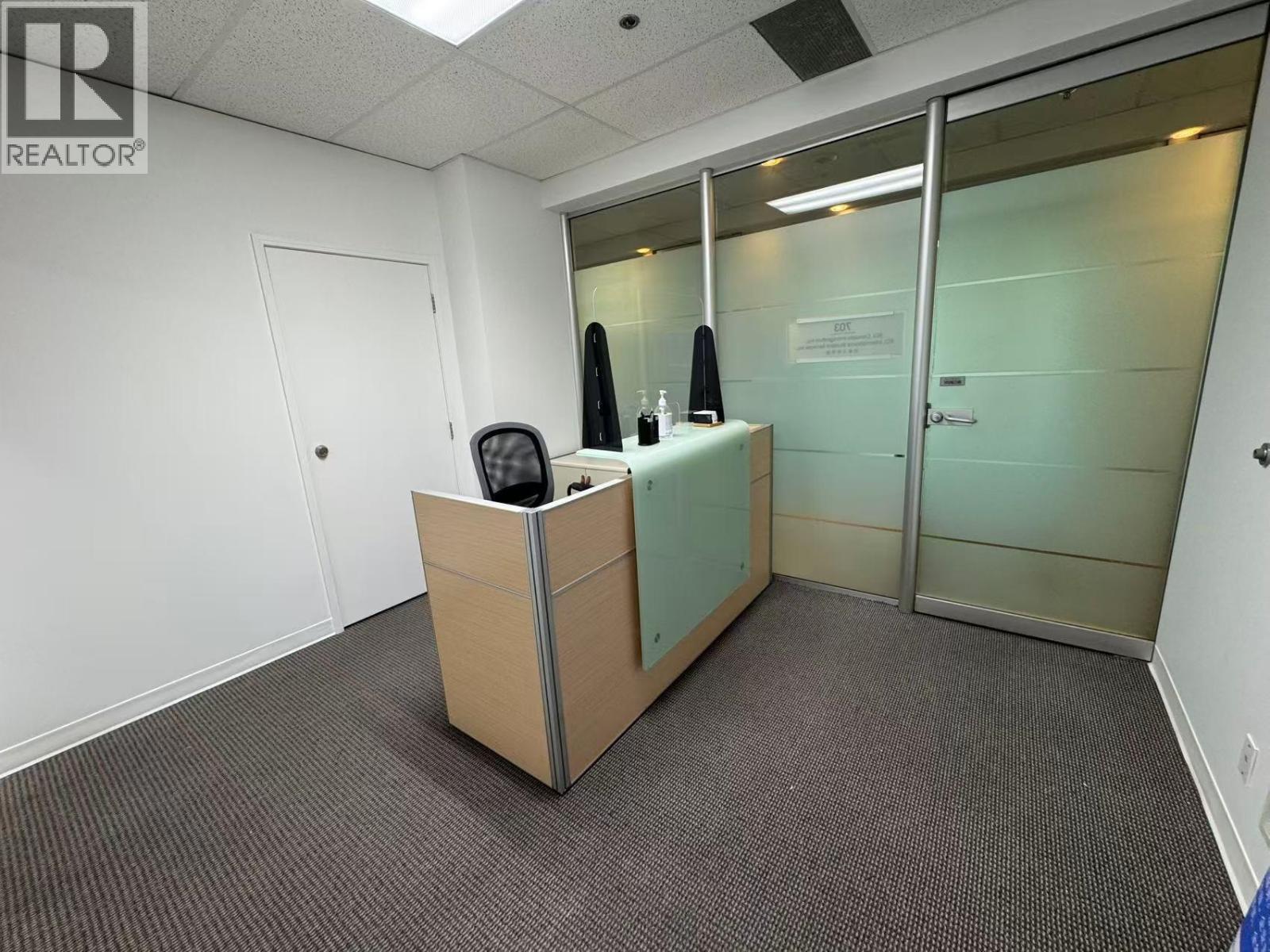 Office in Richmond - Image 3