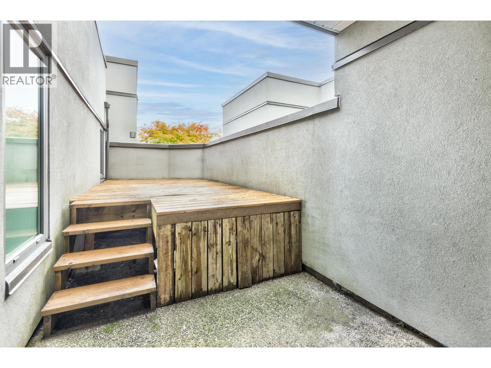 1365 W 8TH AVENUE, Vancouver