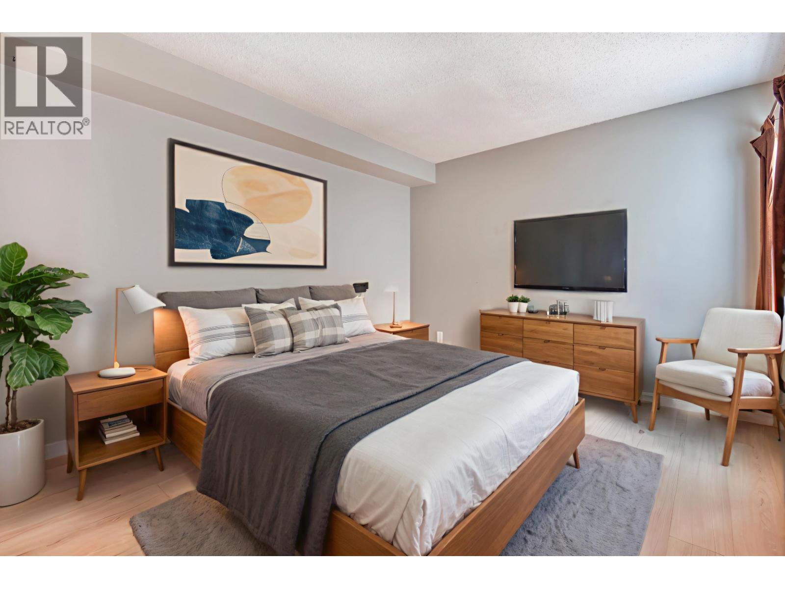 1365 W 8TH AVENUE, Vancouver