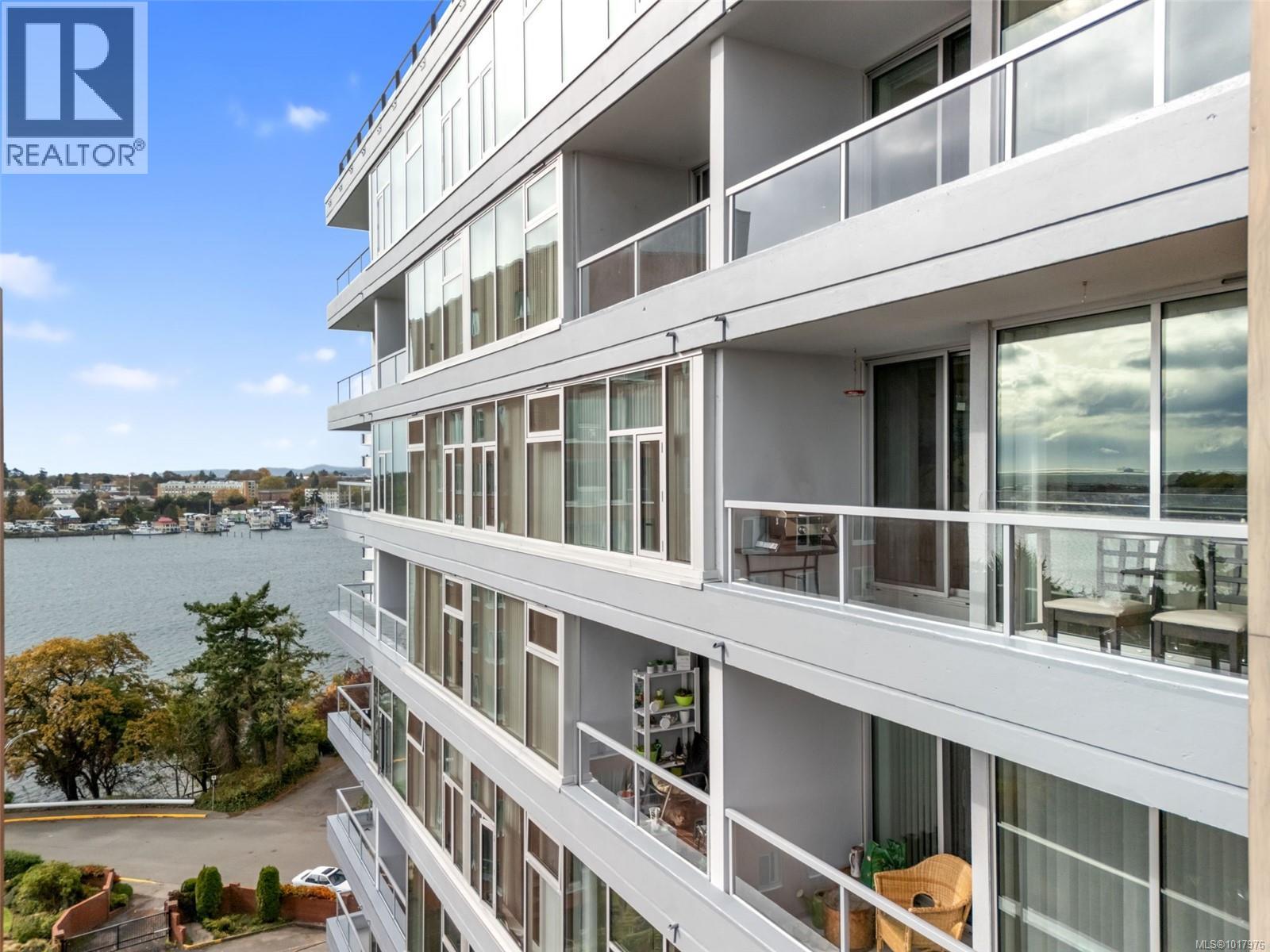 1002 327 Maitland Street, Victoria