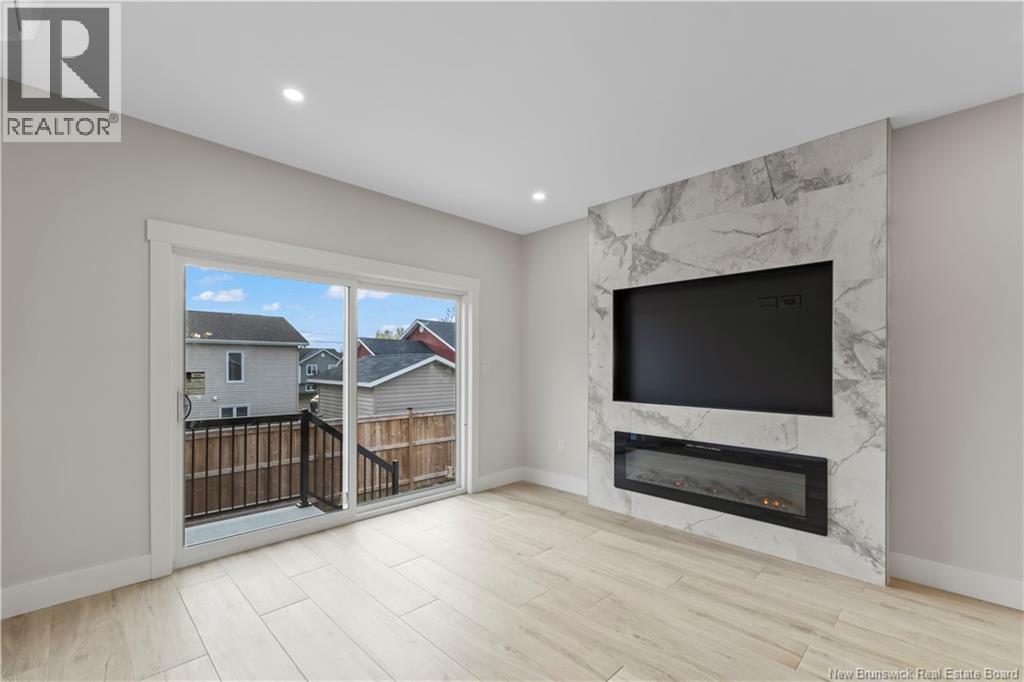 133 MONIQUE ST - 24