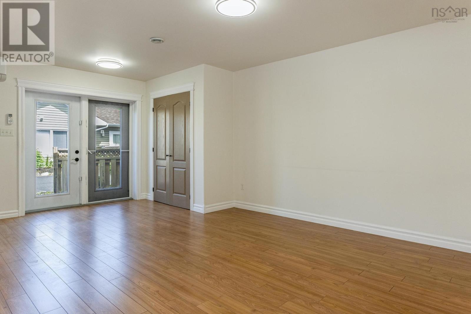 Property 10 of 30 of 2 88 Main Street