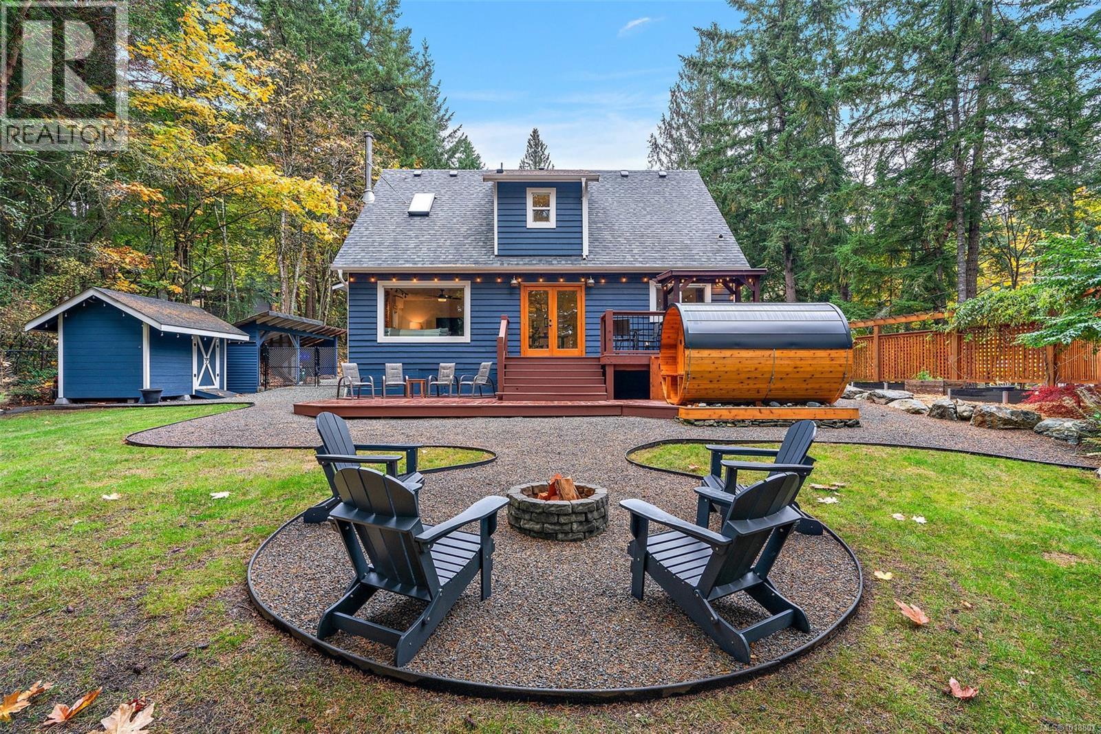 1409 Hillgrove Rd, North Saanich