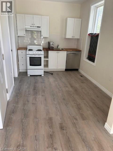 488 HUGHSON Street N - 10