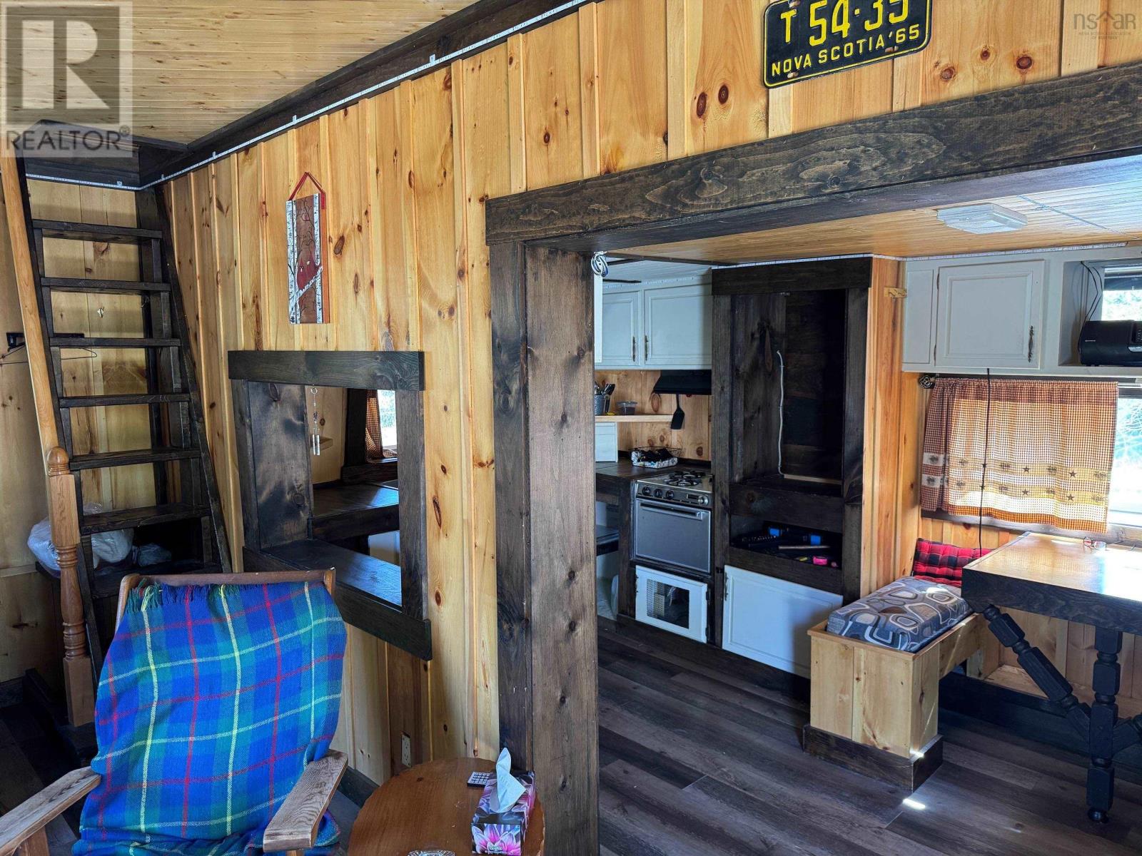 Property 11 of 20 of 114 Caseys Trail