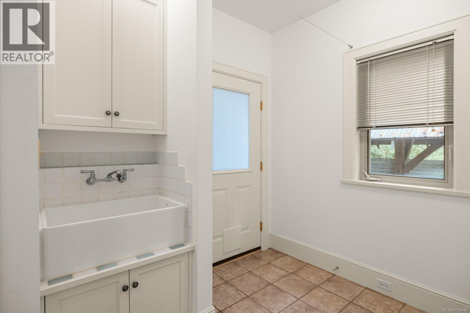 729 Caleb Pike Rd, Highlands