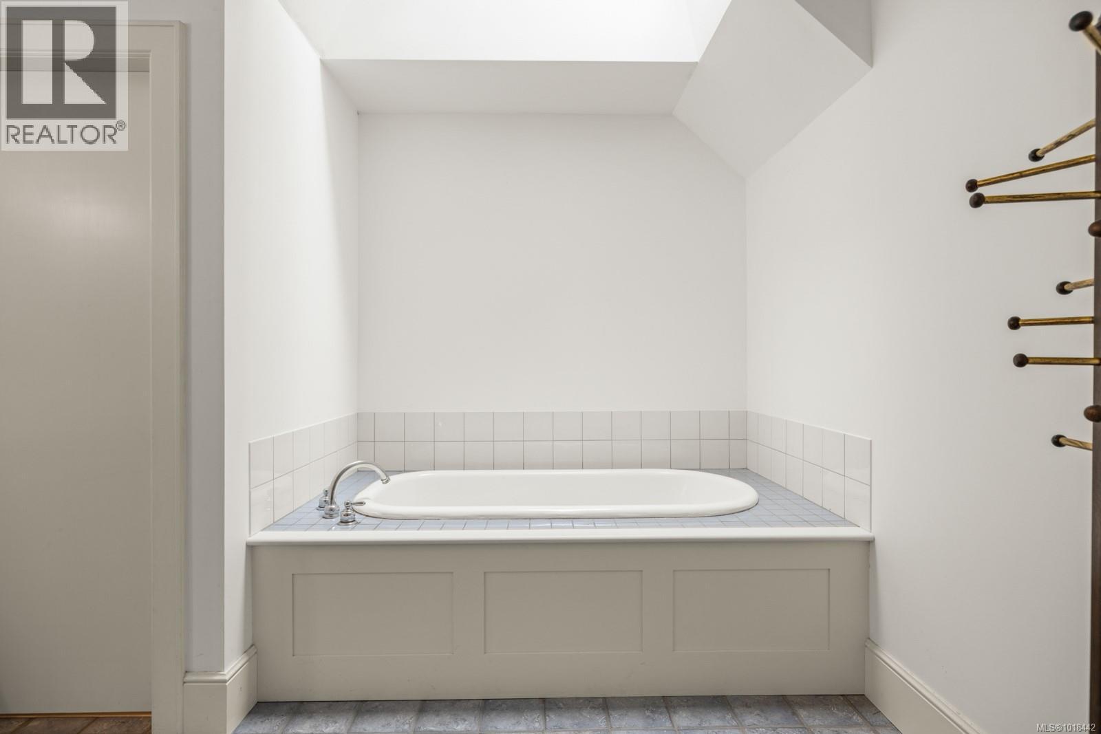 729 Caleb Pike Rd, Highlands