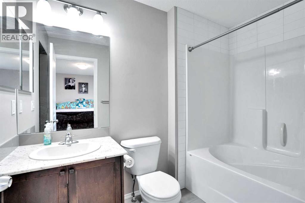 Single Family House for Sale in  Skyview Ranch Drive NE Skyview Ranch Calgary 