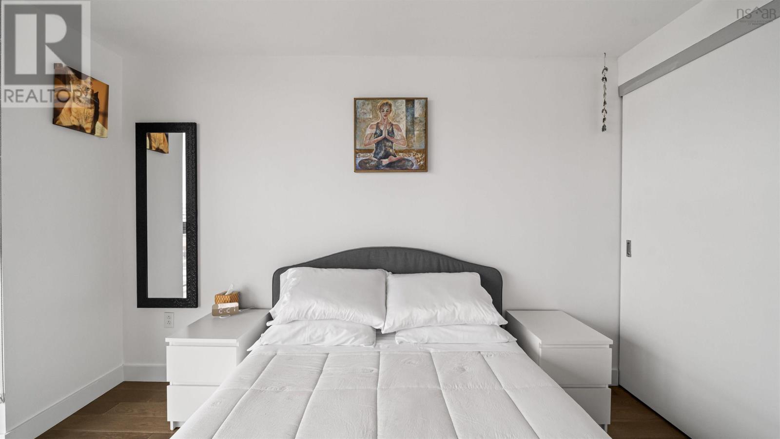 Property 26 of 50 of 515 1065 Barrington Street