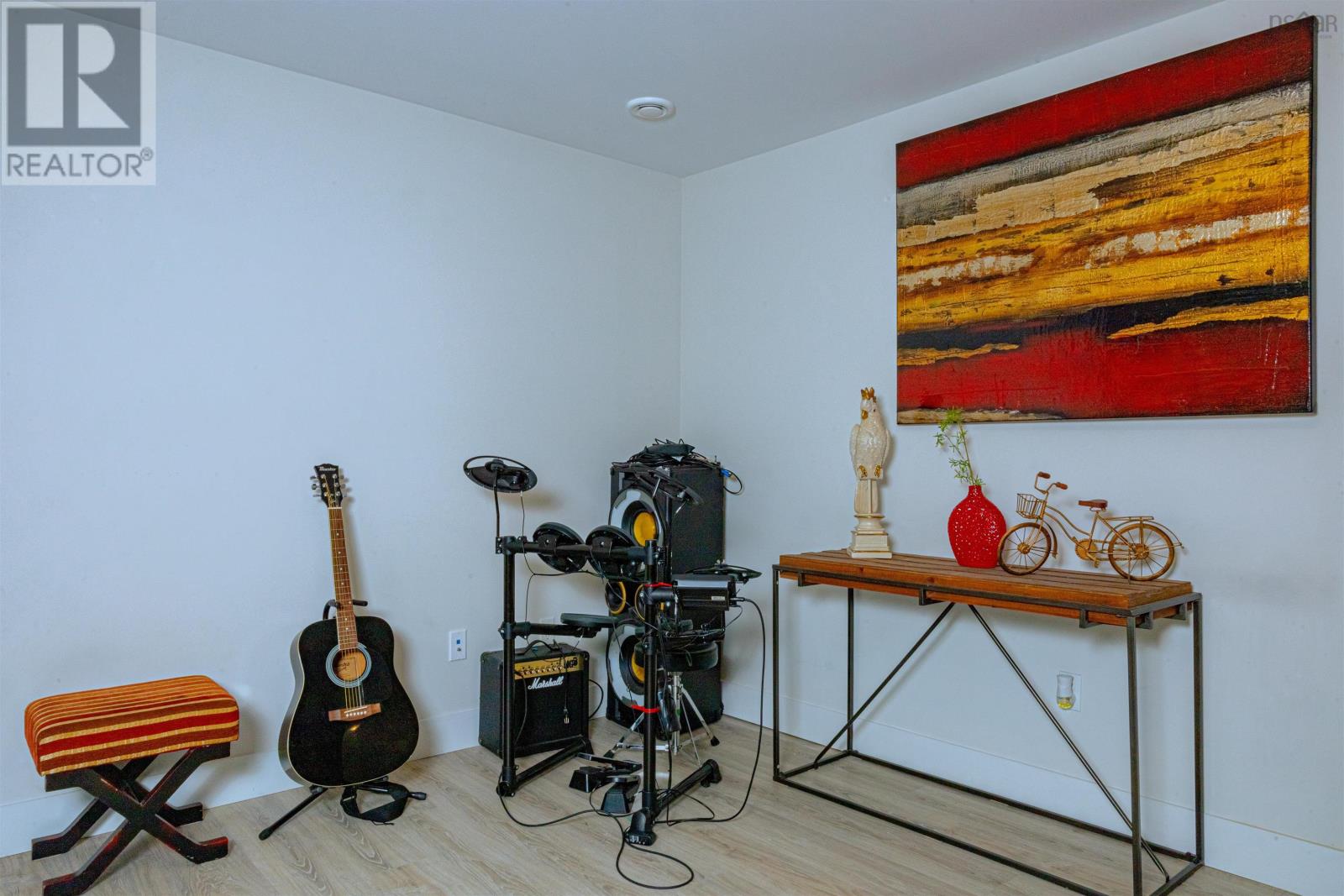 Property 13 of 17 of 115 Lindforest Court