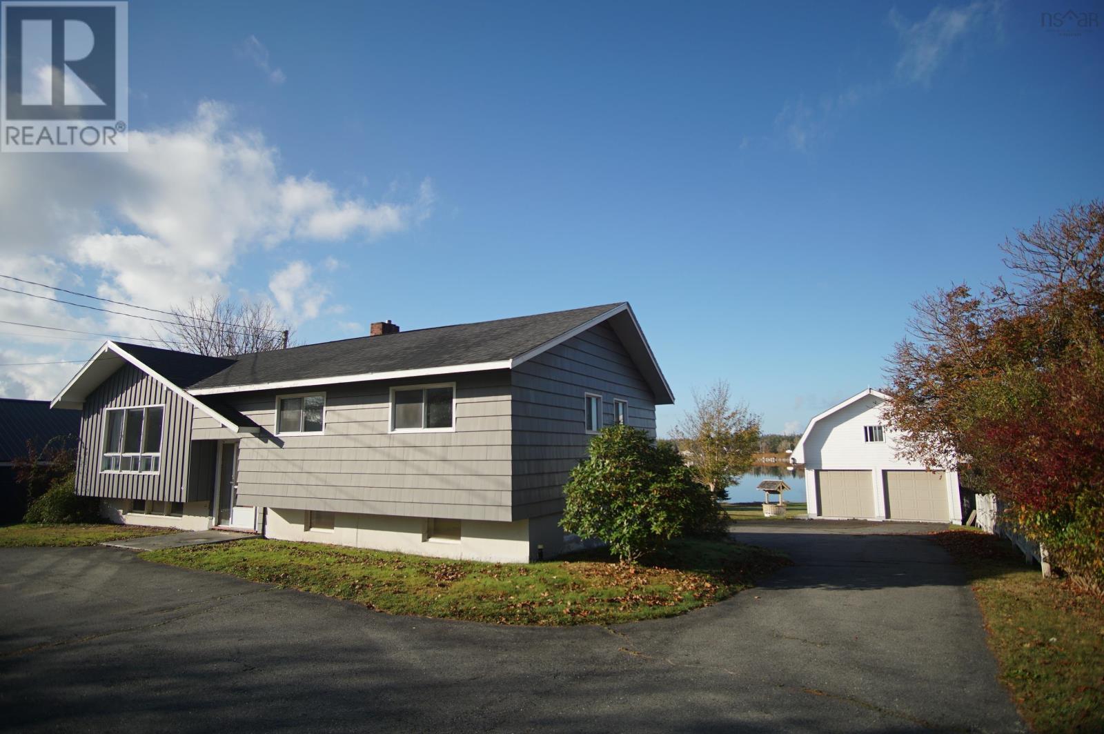 Property 4 of 49 of 41 HOWE Street