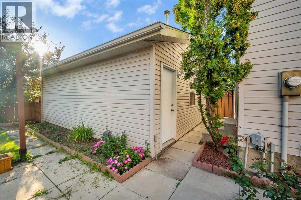 Single Family House for Sale in  Anaheim Court NE Monterey Park Calgary 