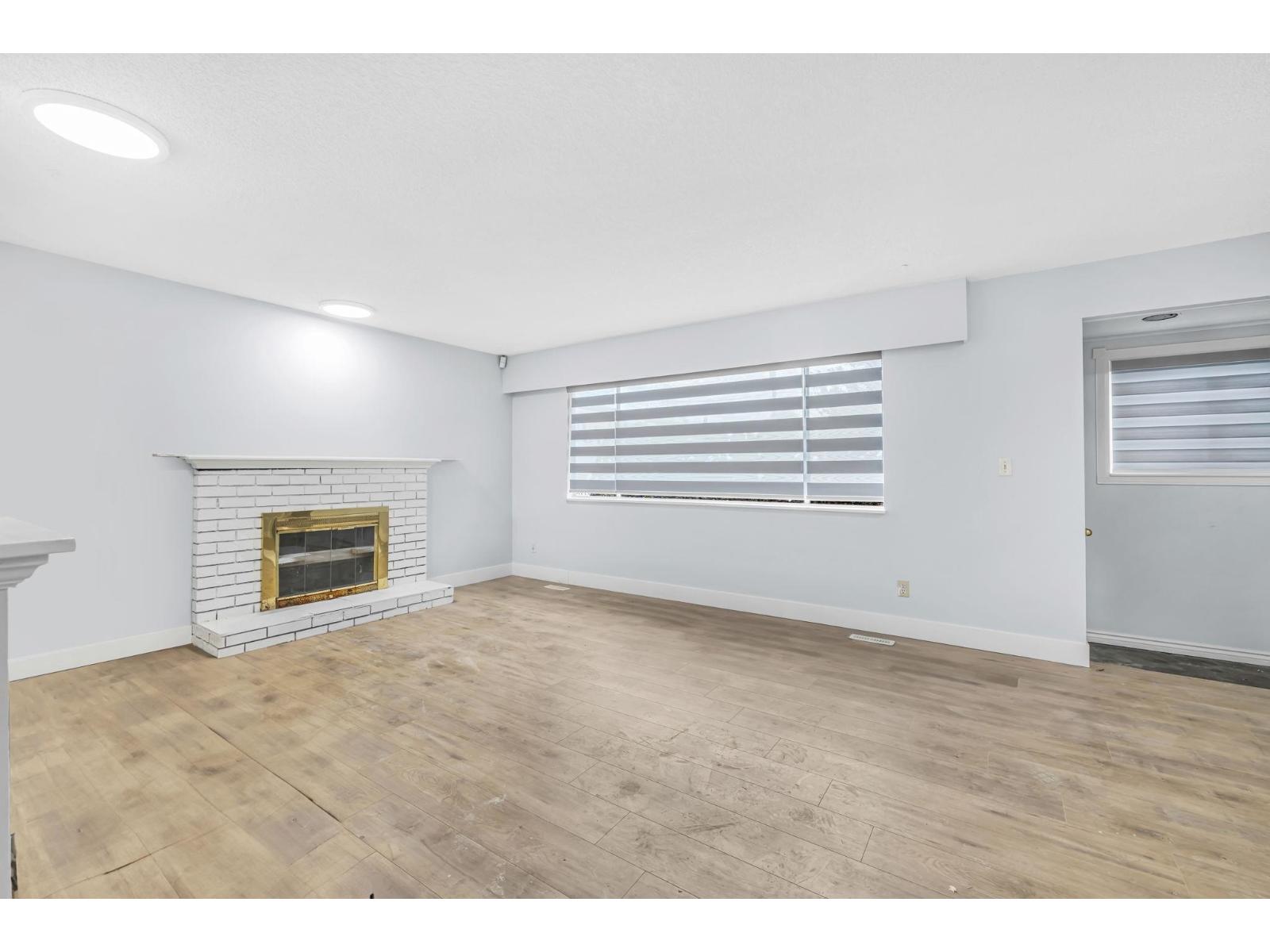 11377 77 AVENUE, Delta