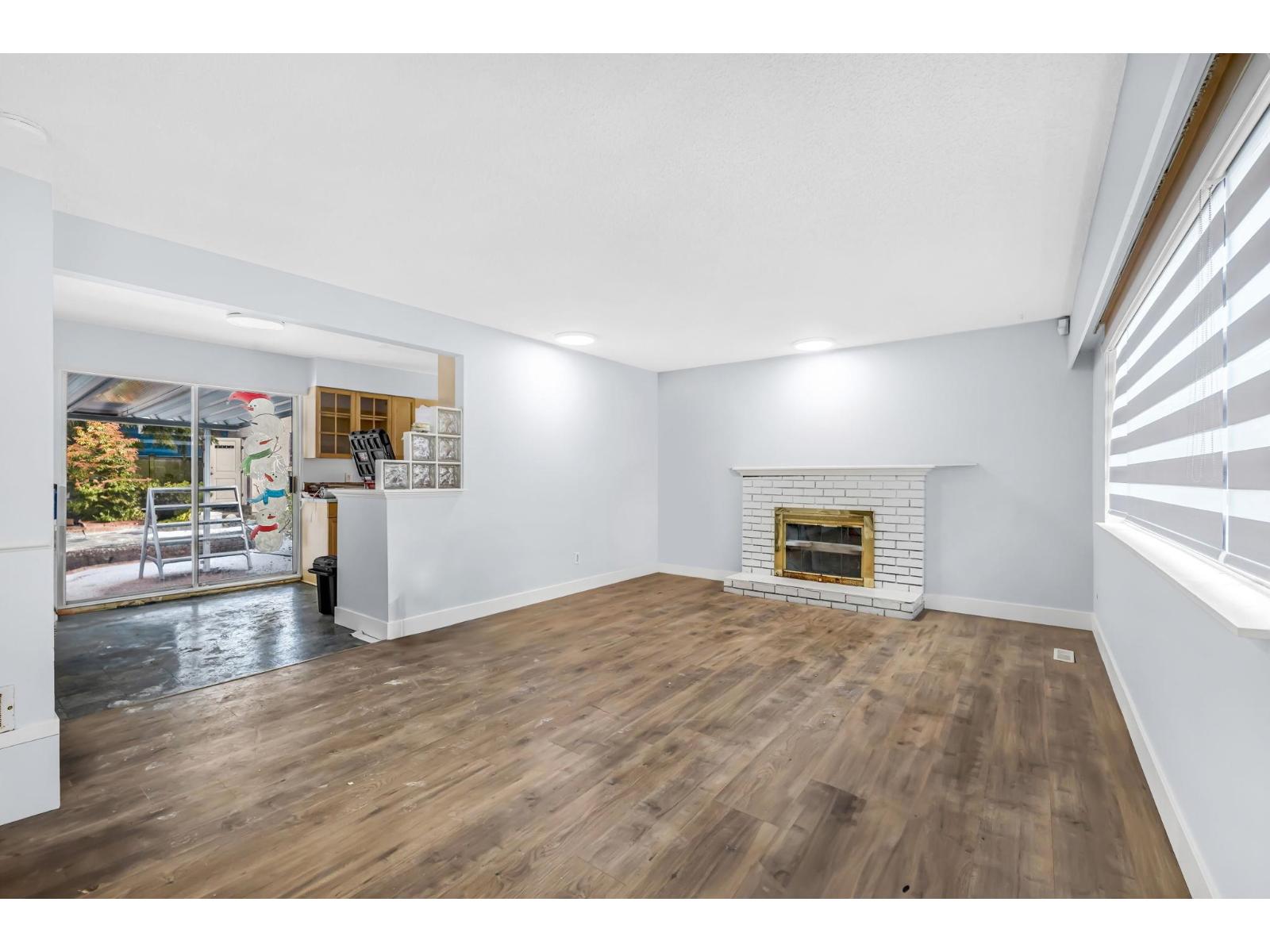 11377 77 AVENUE, Delta