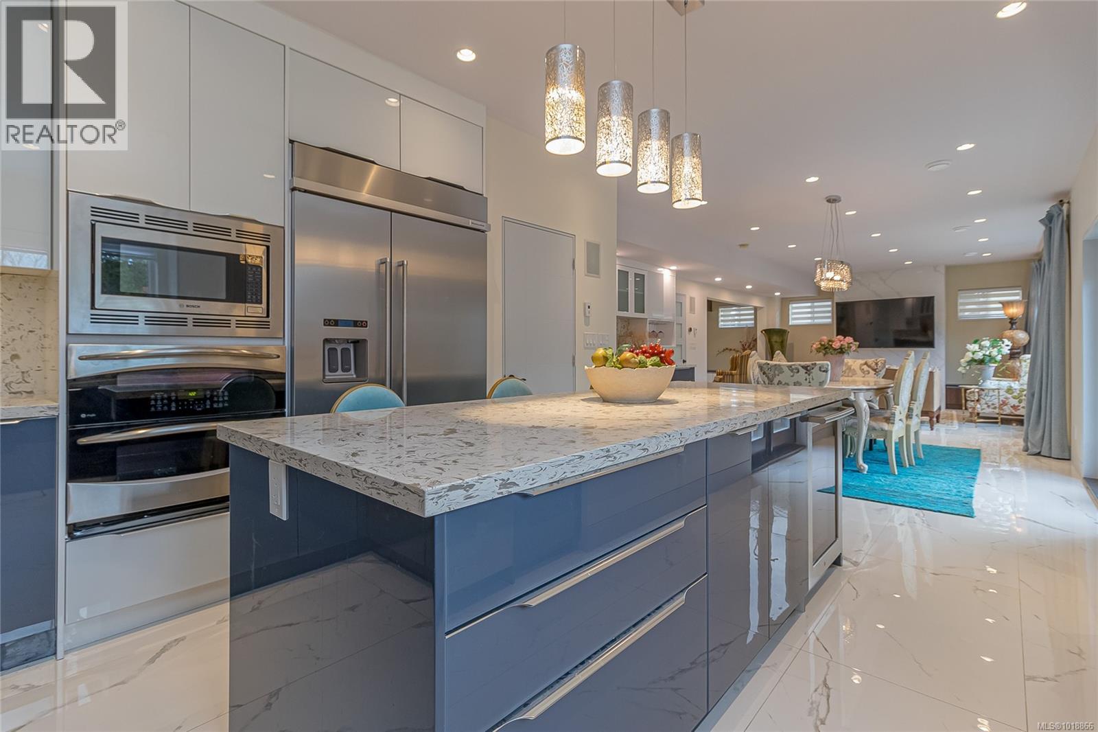 2328 DUNLEVY ST - 11