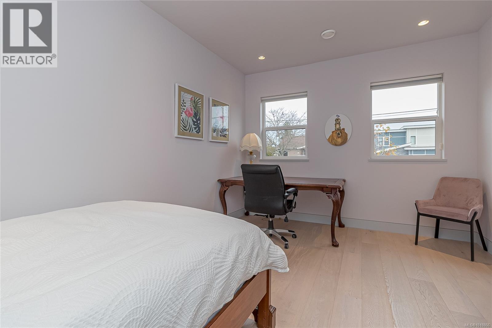 2328 DUNLEVY ST - 19