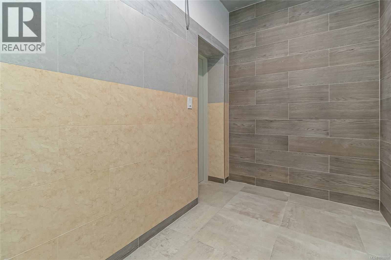 2328 DUNLEVY ST - 27